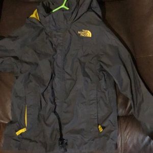 Boys North Face rain jacket XS